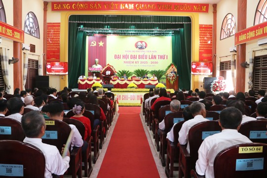 Phiên họp chính thức ĐHĐB phường Tiên Sơn lần thứ I, nhiệm kỳ 2025-2030